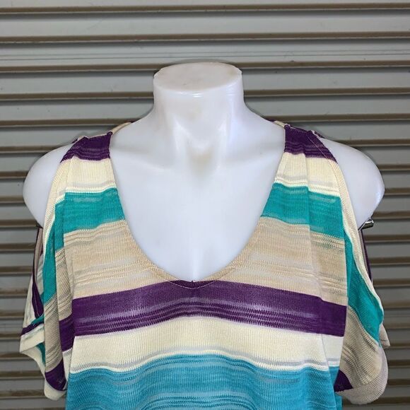 Lush striped cold shoulder shirt sleeve sweater - Picture 5 of 8